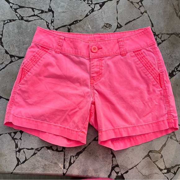 Womens Maurices Light Neon Pink Shorts Size 3/4 - Picture 2 of 9